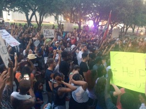 This photo of the Rally was posted by @DallasPD just minutes before the shooting.
