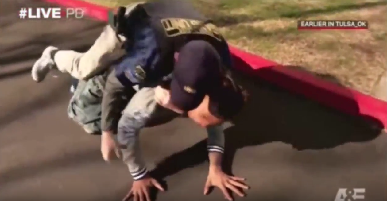 Watch Tulsa Gang Officers In Fight For Their Life