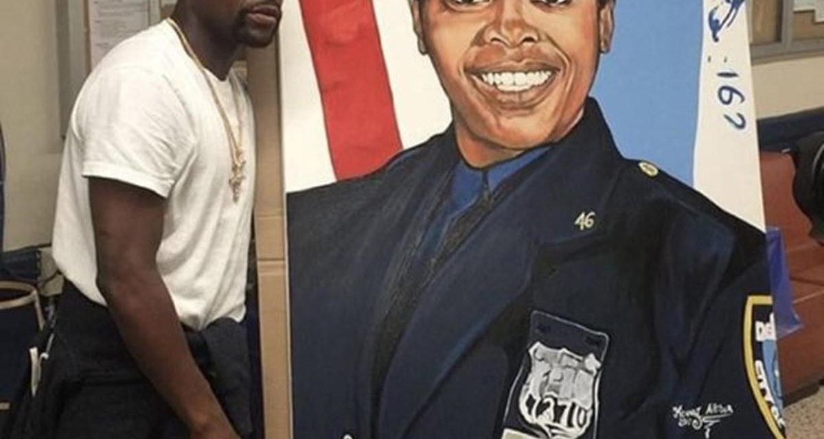 Mayweather Stops At Bronx Precinct To Honor Fallen Officer Miosotis Familia