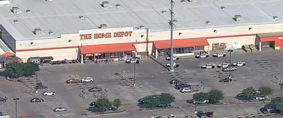 Dallas Officer Dead, Two Others Critical In Arrest Of Shoplifting Suspect