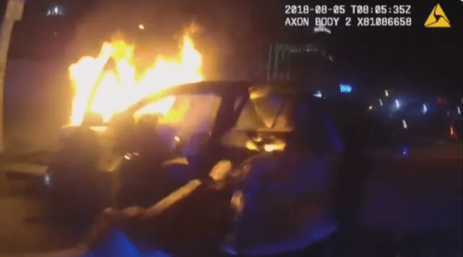 Watch Atlanta Police Save Man In Burning Car - Law Officer